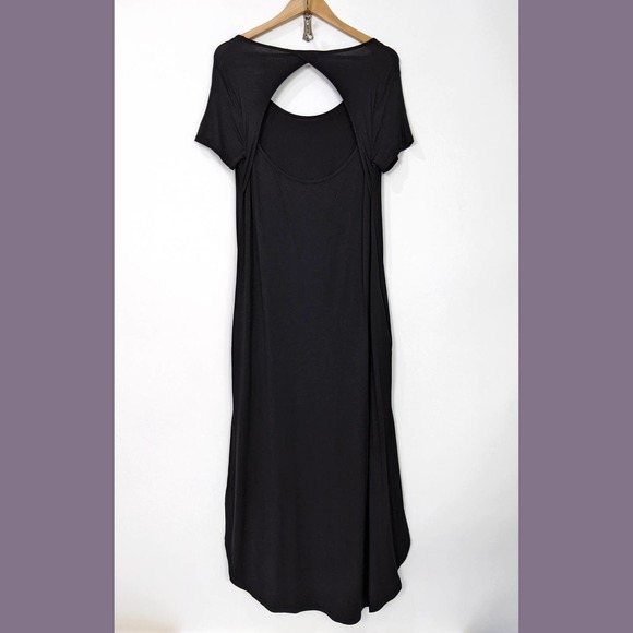 Simple by Suzanne Betro Pocket Side Slit Cutout Back Maxi Dress In Black - Picture 7 of 11